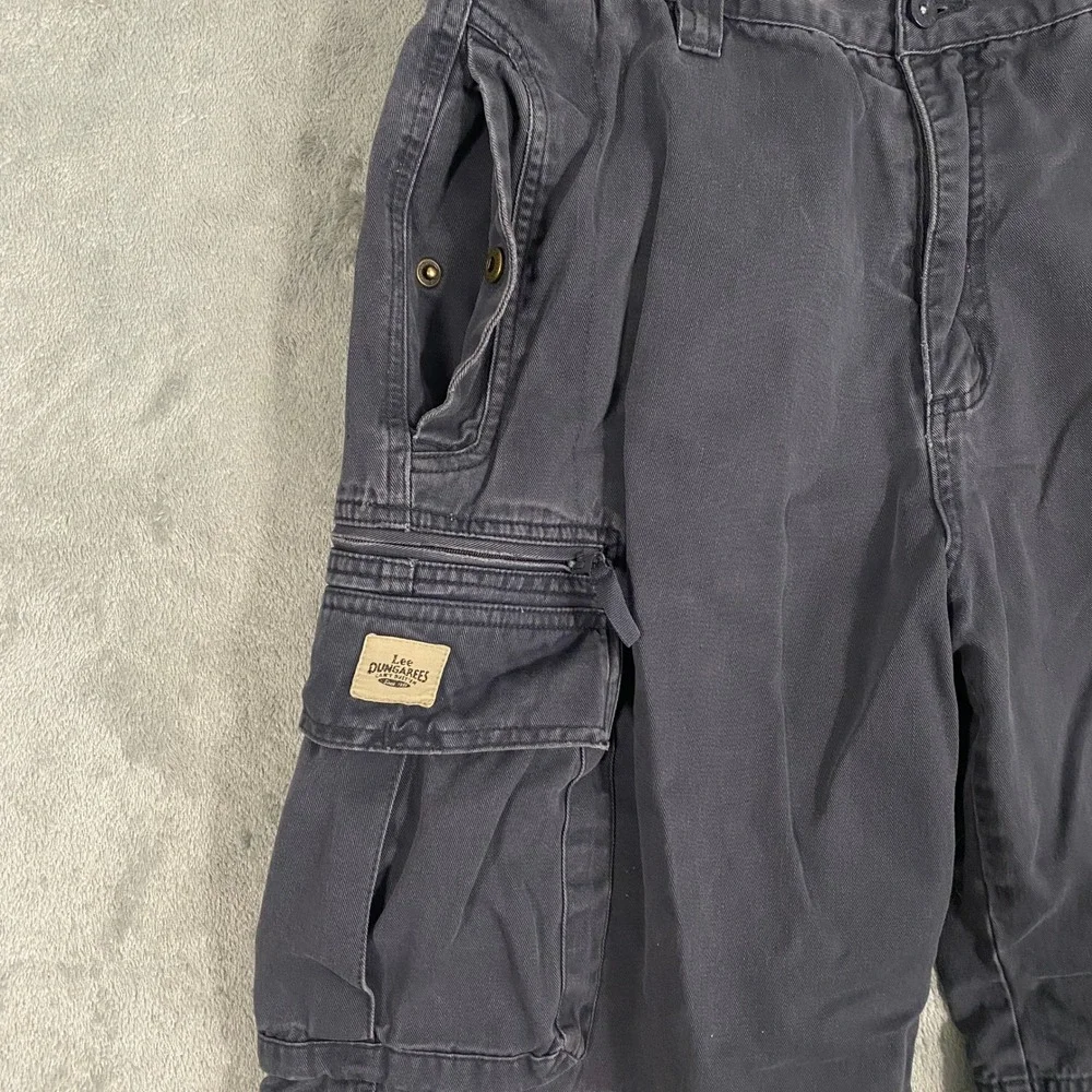 Vintage Lee Dungarees‎ Can't Bust Em Cargo Shorts Sz 32 Dark Gray Relaxed Skater